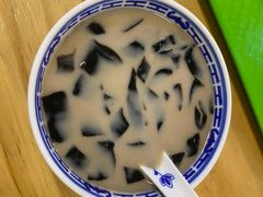 -丽丽三鲜螺蛳粉(田林路店)