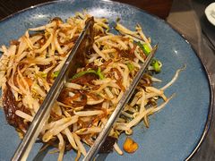 豆芽炒粉条-浩运海鲜·16年专注青岛菜(石老人店)