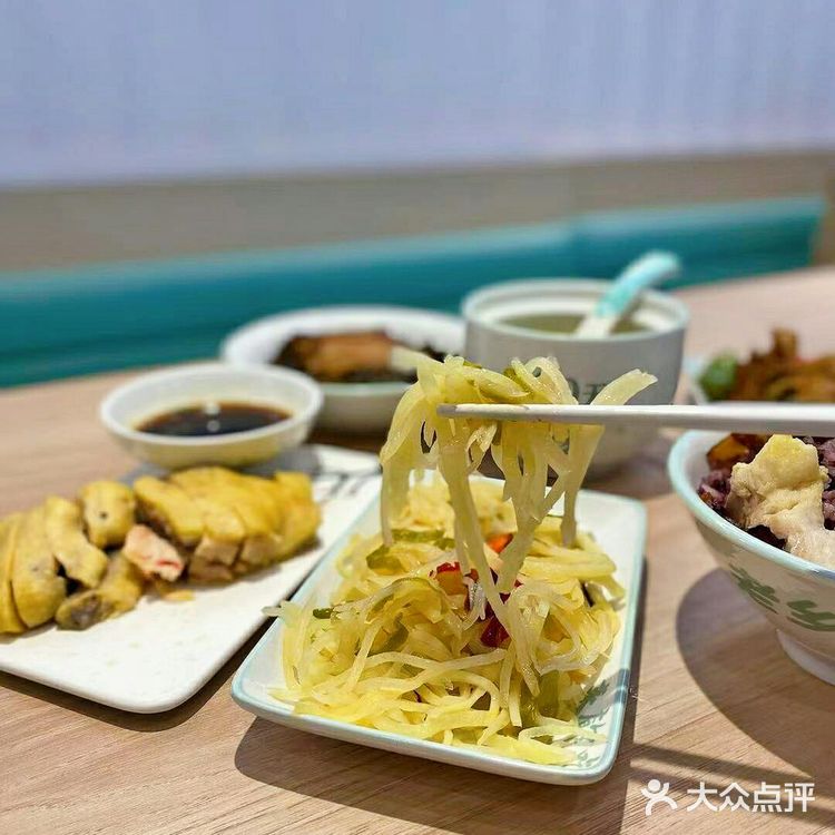 老乡鸡｜经济实惠中式快餐🍱 