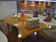 围餐区-深圳精英游艇会