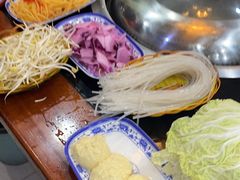 -崔记老东北传奇铁锅炖(横店总店)