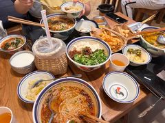 -云阿蛮云南生烫牛肉米线(奉贤路店)