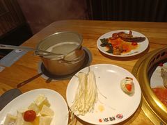 -韩京炭火烤肉自助料理(柯桥万达店)