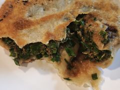 猪肉韭菜馅饼-老北京馅饼粥(西单店)
