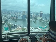 -澳门旅游塔360°旋转餐厅