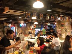 大堂-鲜入围煮花胶鸡海鲜火锅