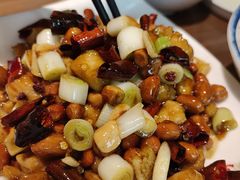 -有红鸡毛店·川菜(建设路店)