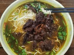 红烧牛肉面-旺泉餐饮店·清真牛肉面馆