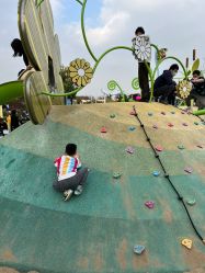 -季高兔窝窝亲子园(上海薰衣草公园店)