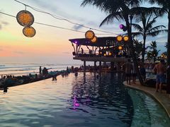 -FINNS Beach Club