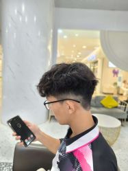 -苏豪路易士·嘉玛发廊