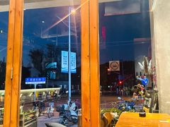 -8PINTS八品脱·日料·烧鸟·精酿小酒馆(莘庄店)