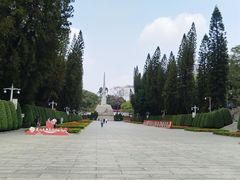 -烈士陵园(地铁站)