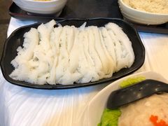 -鲜入围煮花胶鸡海鲜火锅