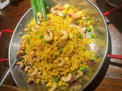菠萝炒饭-默加东南亚美食(大宁音乐广场店)