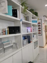 -瓷肌博士·祛痘科技美肤