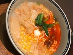 焖肉米线-云海肴·云南小炒·汽锅鸡(天津国金汇店)
