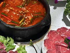 -贵府酸汤牛肉火锅·贵州老字号(飞山街店)