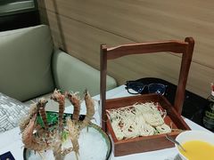 -红鼎豆捞·非遗鲍皇汤火锅(宝丰路店)