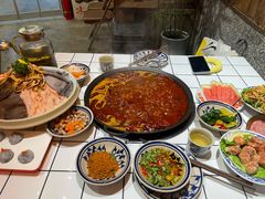 -旧街市鲜货老火锅(大光路店)