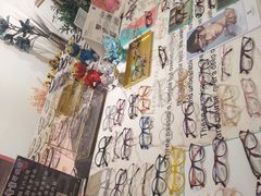 -肆兮眼镜·蔡司·徕卡战略合作店(大坪店)