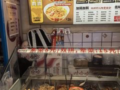 -矮子粉店1985·长沙米粉(湘春路店)