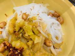 刮凉粉-东排食堂长沙小吃大排档(五一广场店)