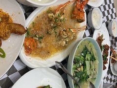-沪华海鲜大酒楼(南汇店)