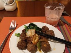 -岷山饭店-芝芝自助餐厅