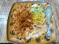 -张秀梅烤肉拌饭脆皮鸡饭