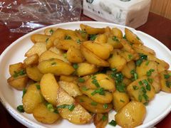 -芦茨金富饭庄·25年老字号·专做稻草鸡