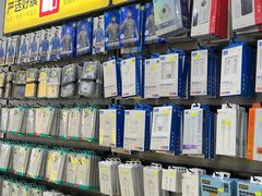 -修卜凡二手严选店·手机维修·回收租赁(川沙地铁站店)