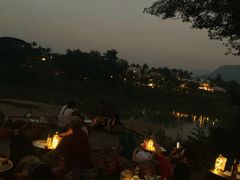 -乌托邦酒吧和餐厅