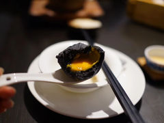 黑金流沙包-黄但记老店·陈村粉食府