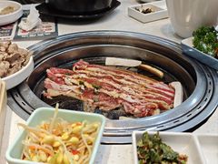 -韩香福烤肉庄园(华夏路店)