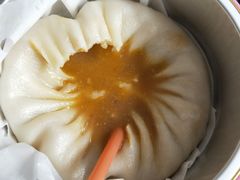 蟹粉汤包-朱洪元苏式面馆(绿宝广场店)