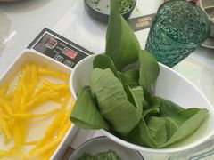-喃喃椰·糟粕醋·椰子鸡火锅(七堡花园店)