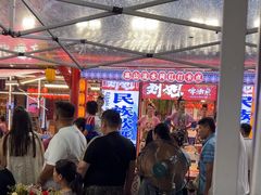 -刘姐啤酒鱼民族演艺餐厅(西街总店)