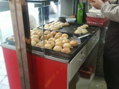 -真老大房(南京东路店)
