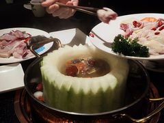 -得意咚瓜·顺德鱼生·冬瓜火锅(深圳首店)