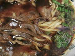 金牌红烧牛肉面-康师傅私房牛肉面(北京南站店)