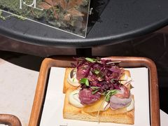 -TOT BISTRO餐酒馆