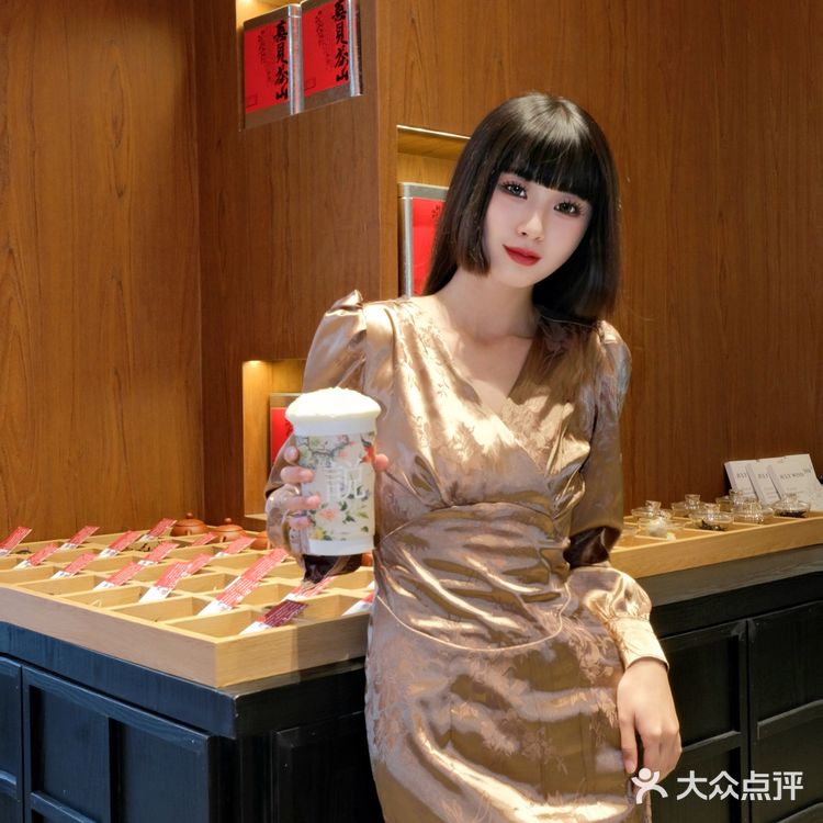 奶茶脑袋香迷糊了！！成都新开的新中式茶饮