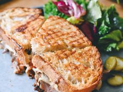 超级牛肉帕尼尼-O'mills Sourdough Bakery&Bistro(永嘉路店)