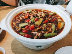 -渝信川菜 · 川味家常菜(财富购物中心店)