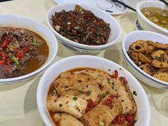 -黄兴南路步行商业街