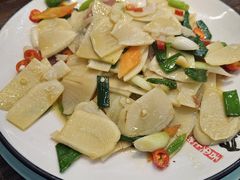 -民间瓦缸煨汤館(嵩山路店)