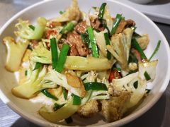 -龙巢盱眙龙虾·牛蛙·烧烤宵夜(八卦岭店)