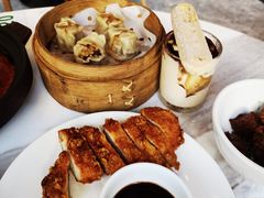 -上海南京路步行街假日酒店