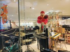 -柏斯音乐艺术中心·钢琴·吉他(上音店)